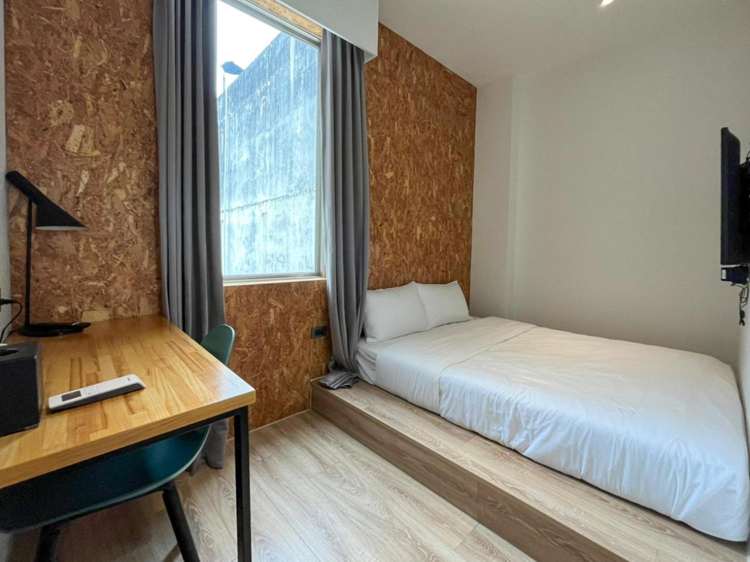 Light Hostel Hualien Exterior photo